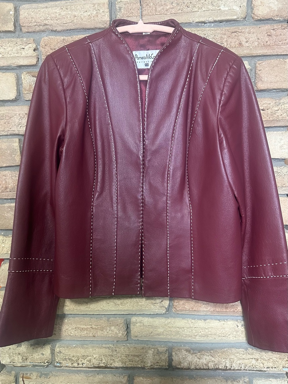 Pamela McCoy Burgundy Leather Collarless Jacket Size M